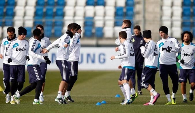 无可争议的 无可争议的