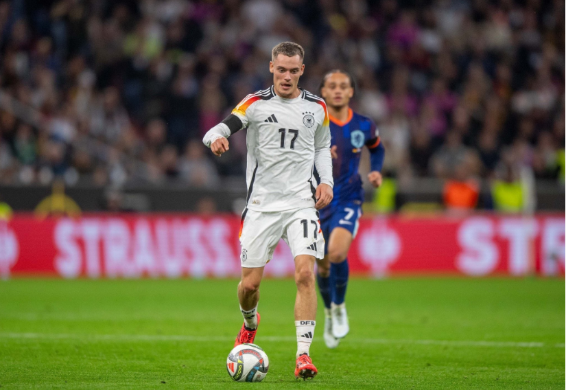 竞争激烈的 竞争激烈的