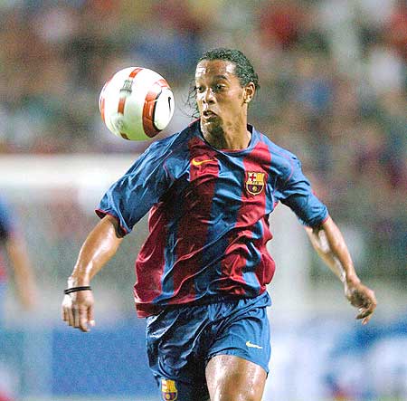 帮助队友达 帮助队友达