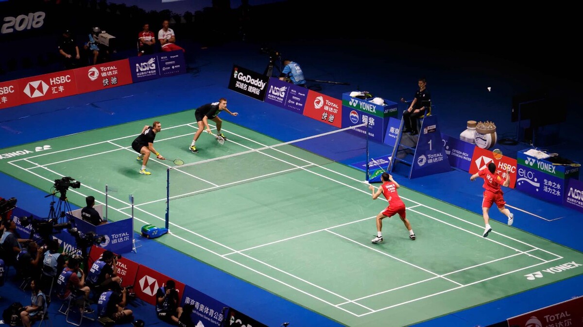 的漩涡中 的漩涡中